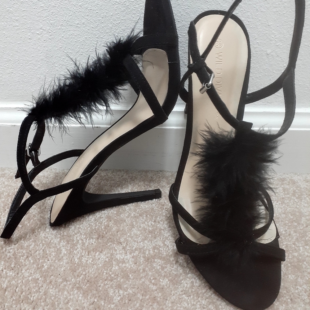 Black dressy strappy fun heel shoe
